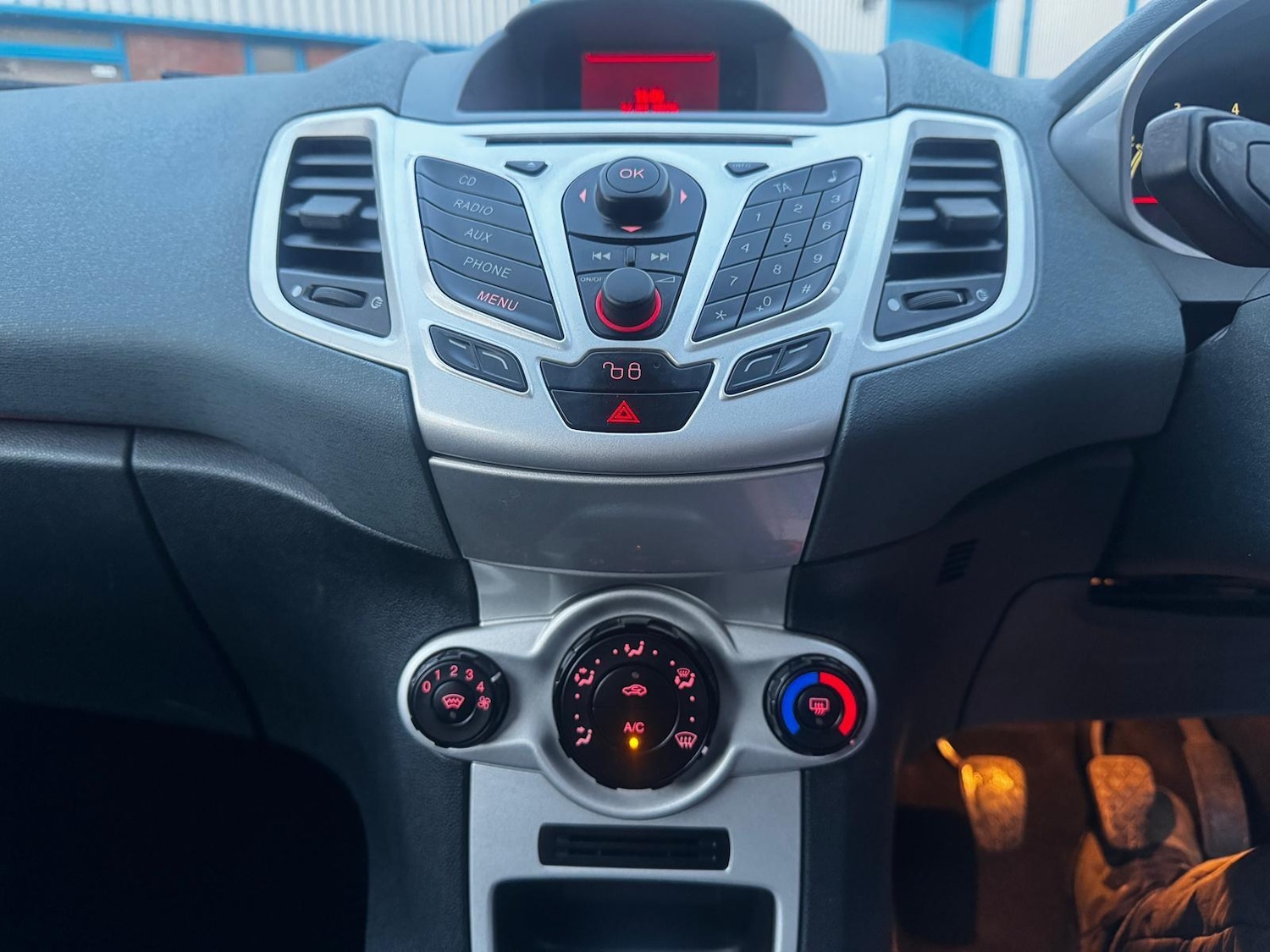 Used Ford Fiesta 2010 for sale - 77202705: Photo 20