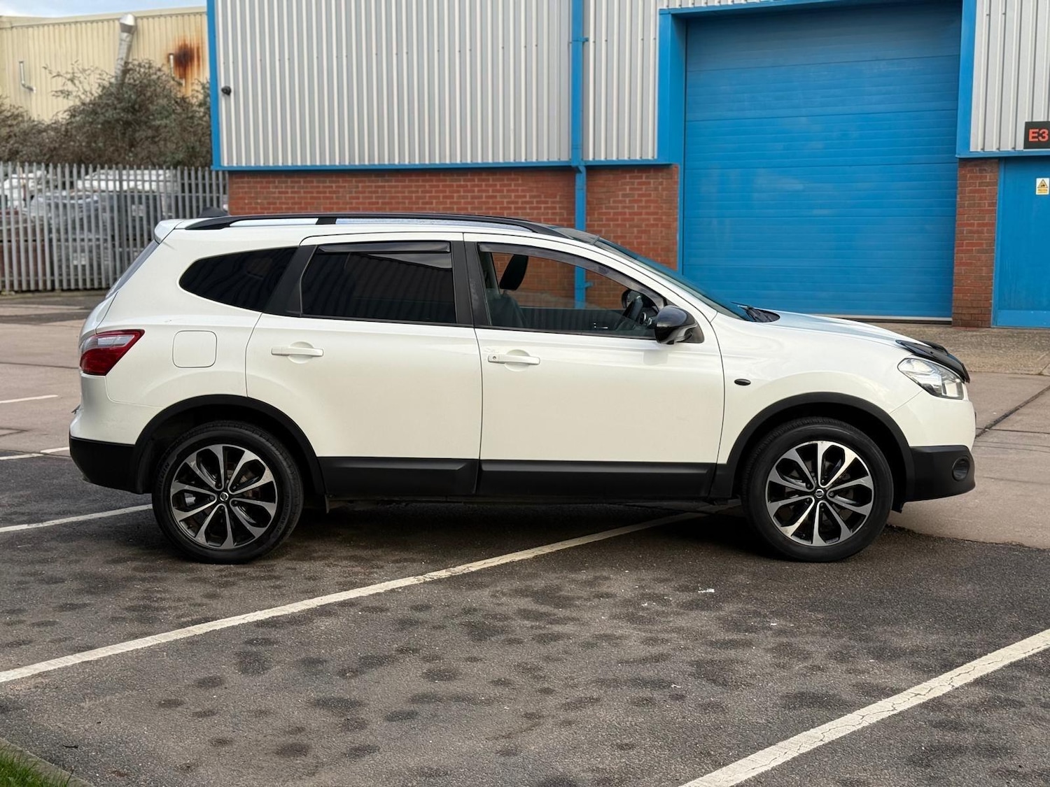 Used Nissan Qashqai+2 2013 for sale - 77074508: Photo 3