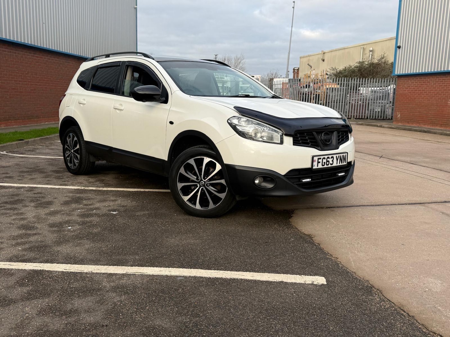 Used Nissan Qashqai+2 2013 for sale - 77074508: Photo 9