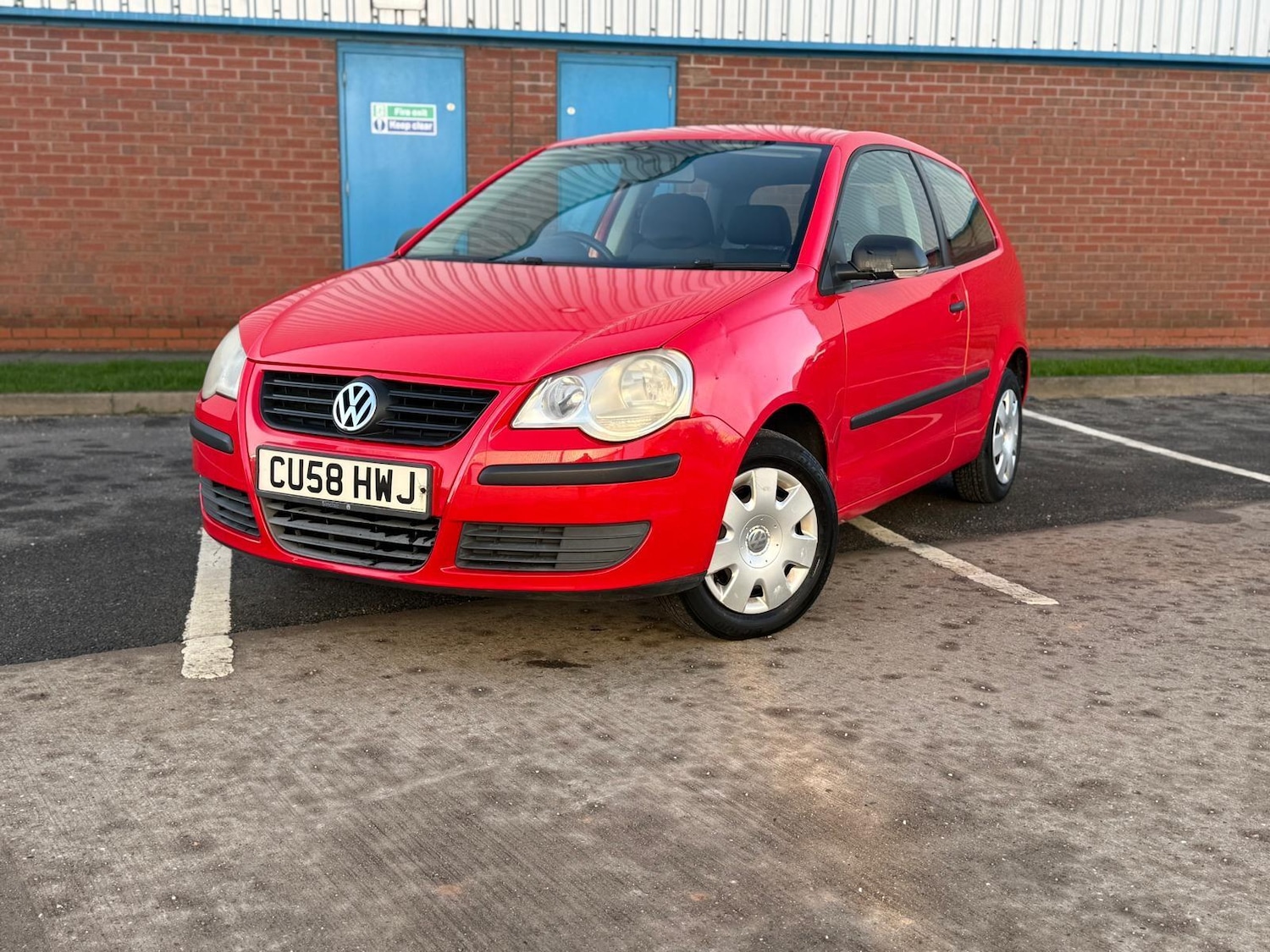 Used Volkswagen Polo 2009 for sale - 77082052: Photo 10