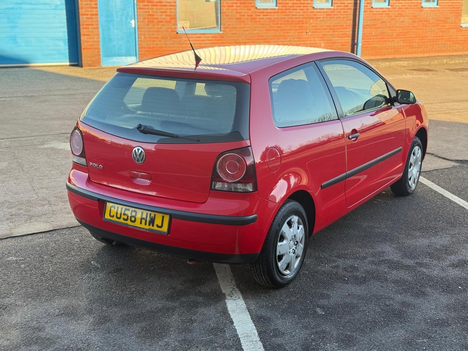 Used Volkswagen Polo 2009 for sale - 77082052: Photo 12
