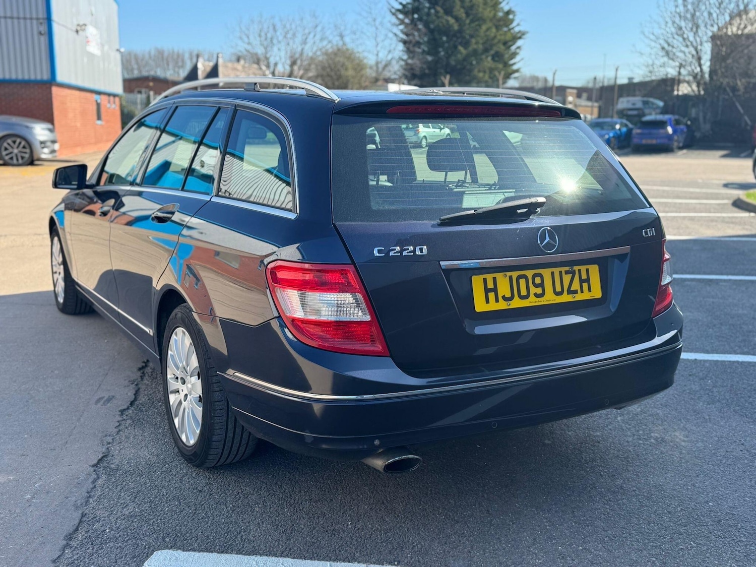 Used Mercedes-Benz C Class 2009 for sale - 77940391: Photo 4