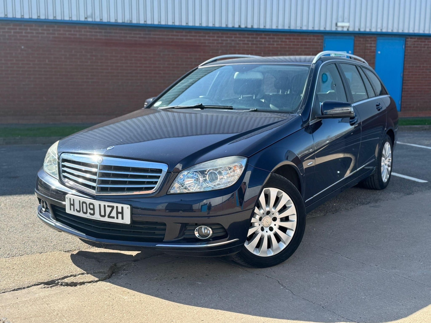 Used Mercedes-Benz C Class 2009 for sale - 77940391: Photo 6