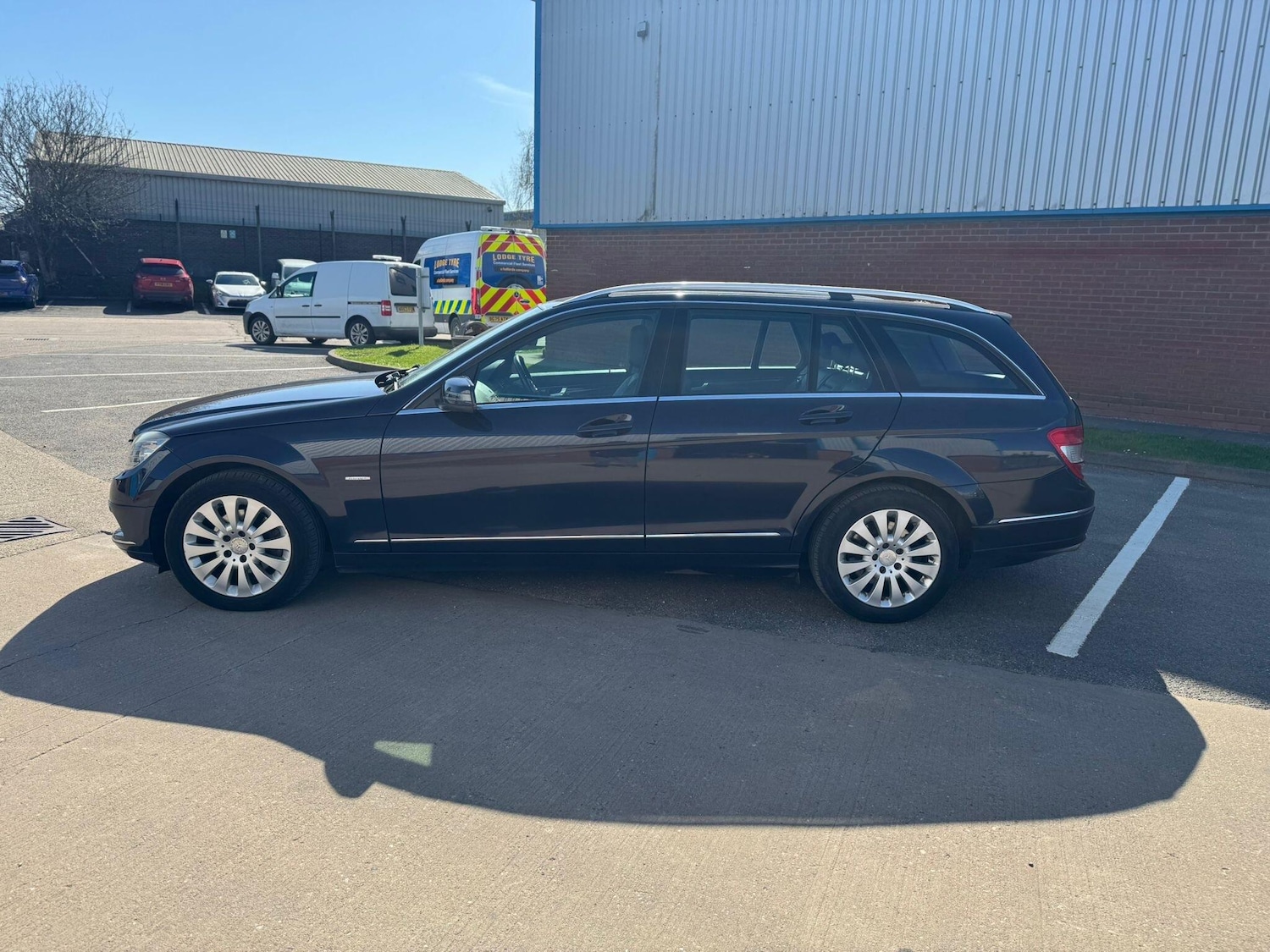 Used Mercedes-Benz C Class 2009 for sale - 77940391: Photo 8