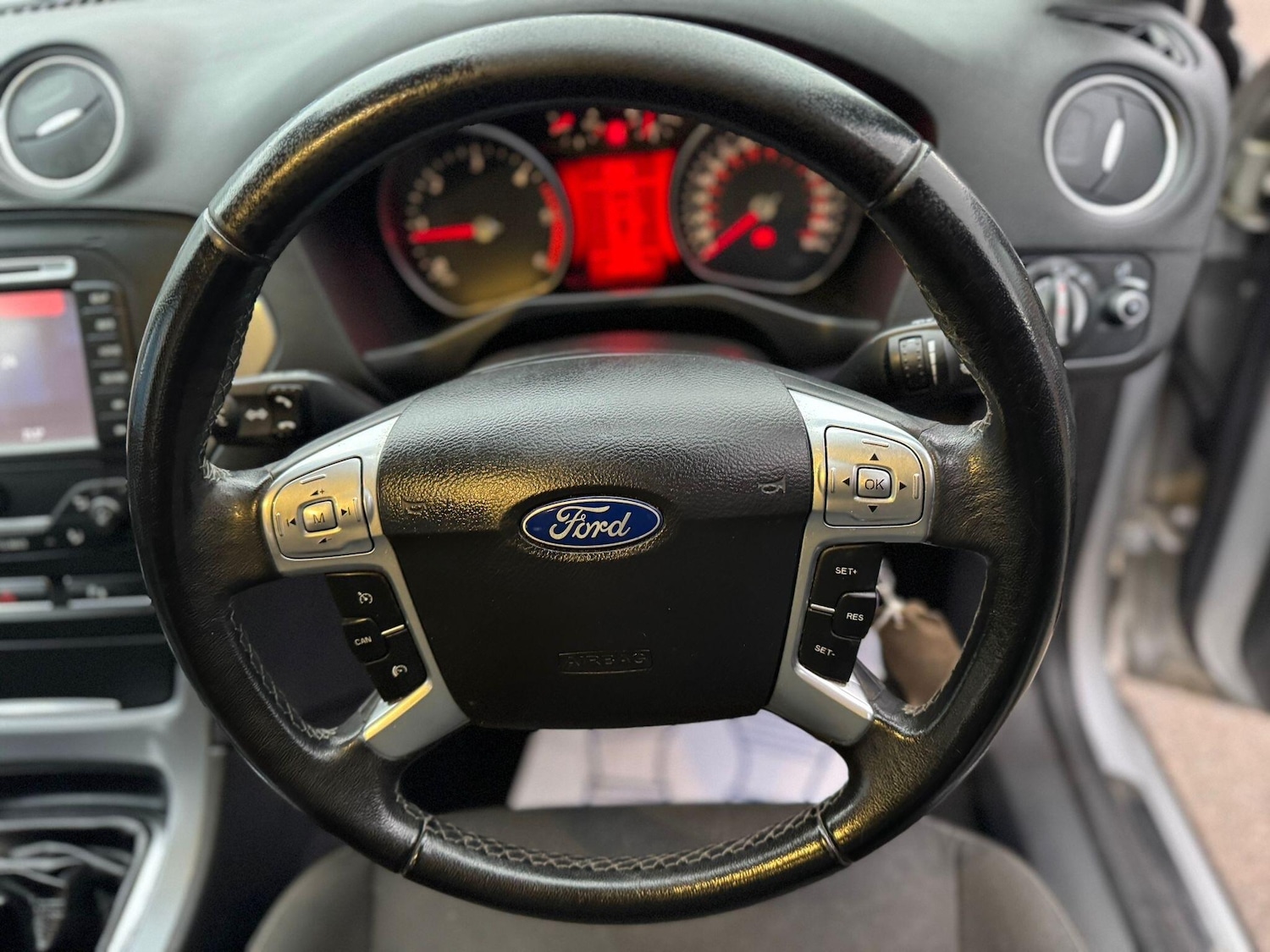 Used Ford Mondeo 2012 for sale - 77411843: Photo 19