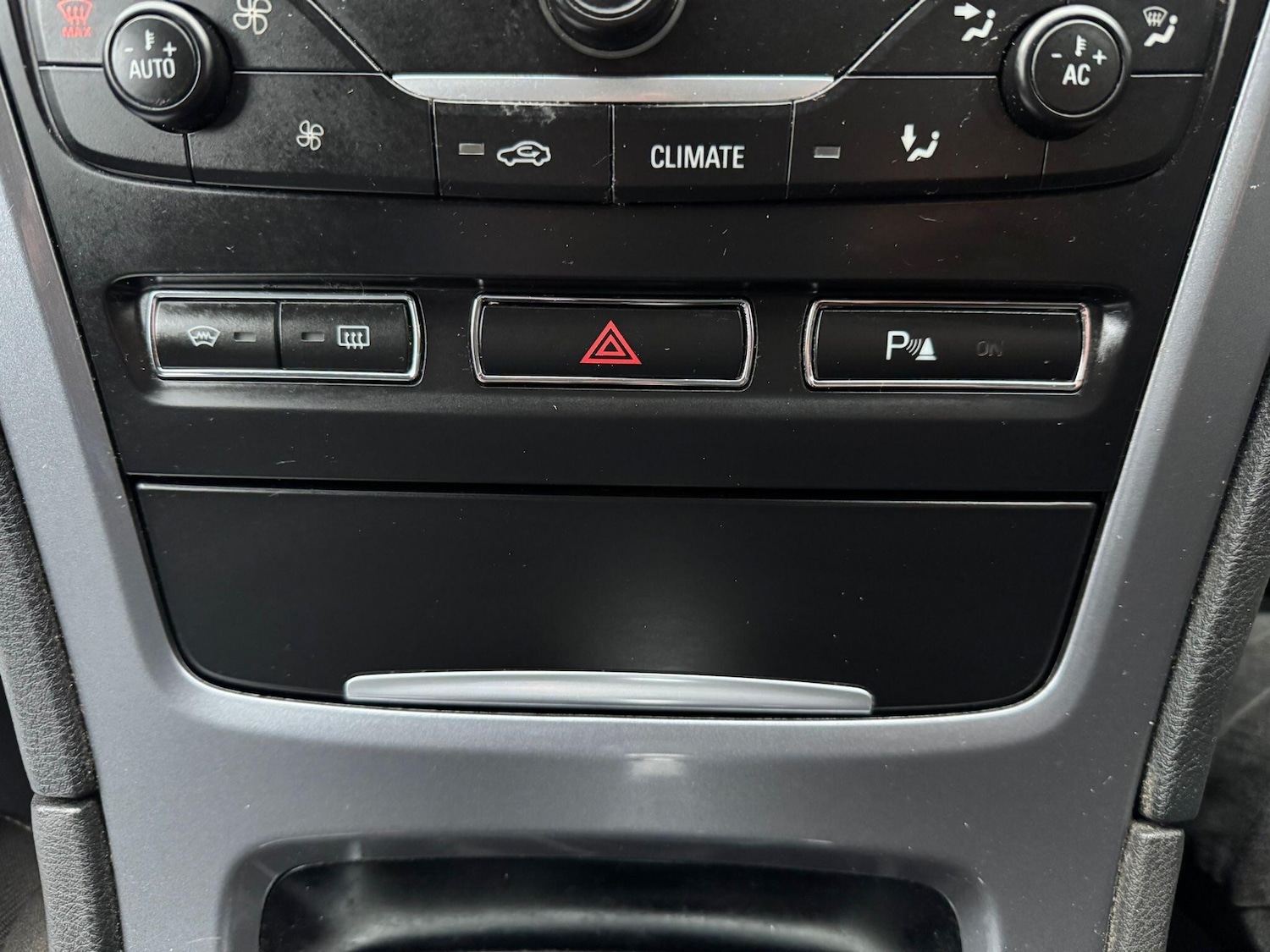 Used Ford Mondeo 2012 for sale - 77411843: Photo 24