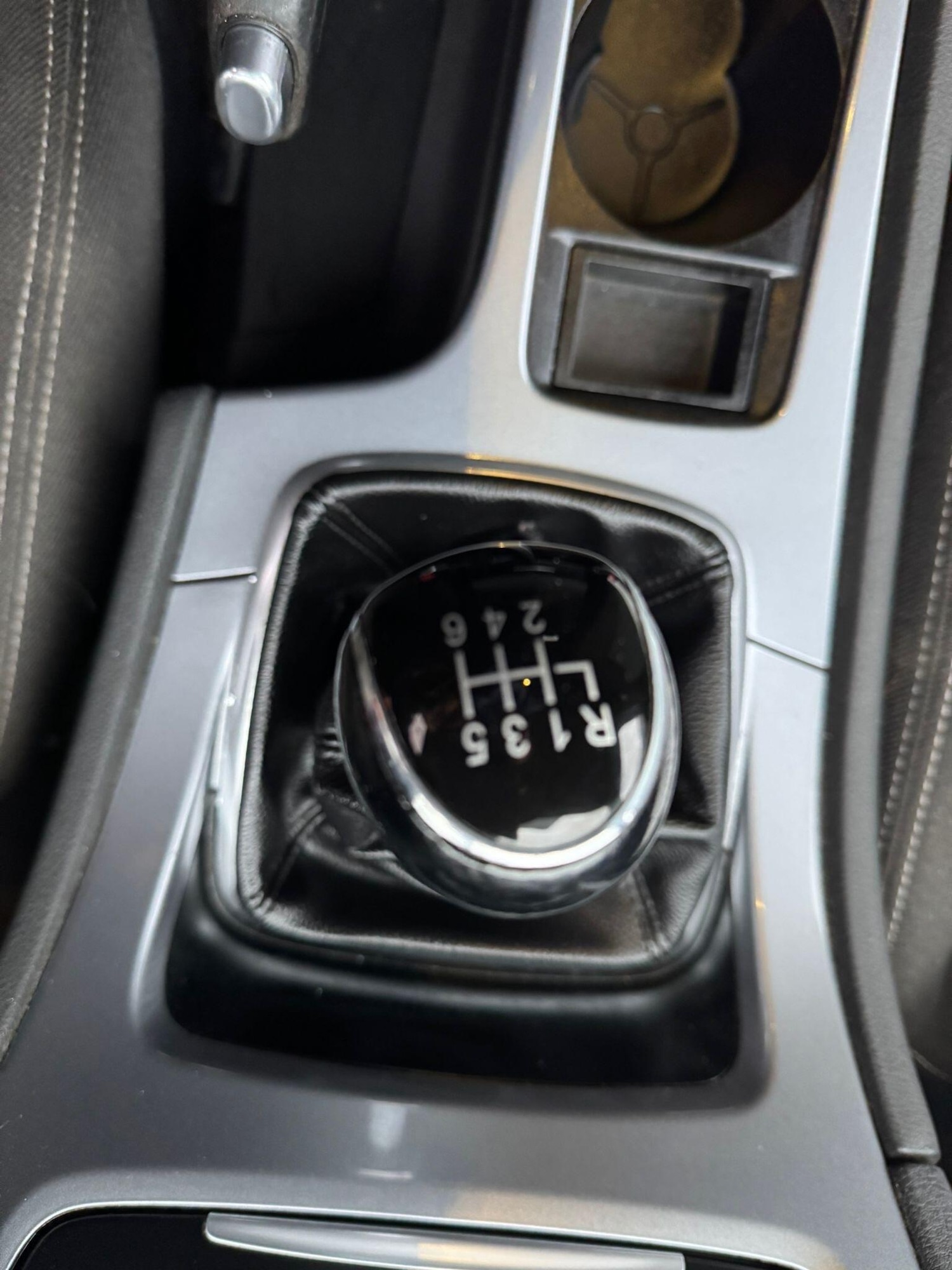 Used Ford Mondeo 2012 for sale - 77411843: Photo 25