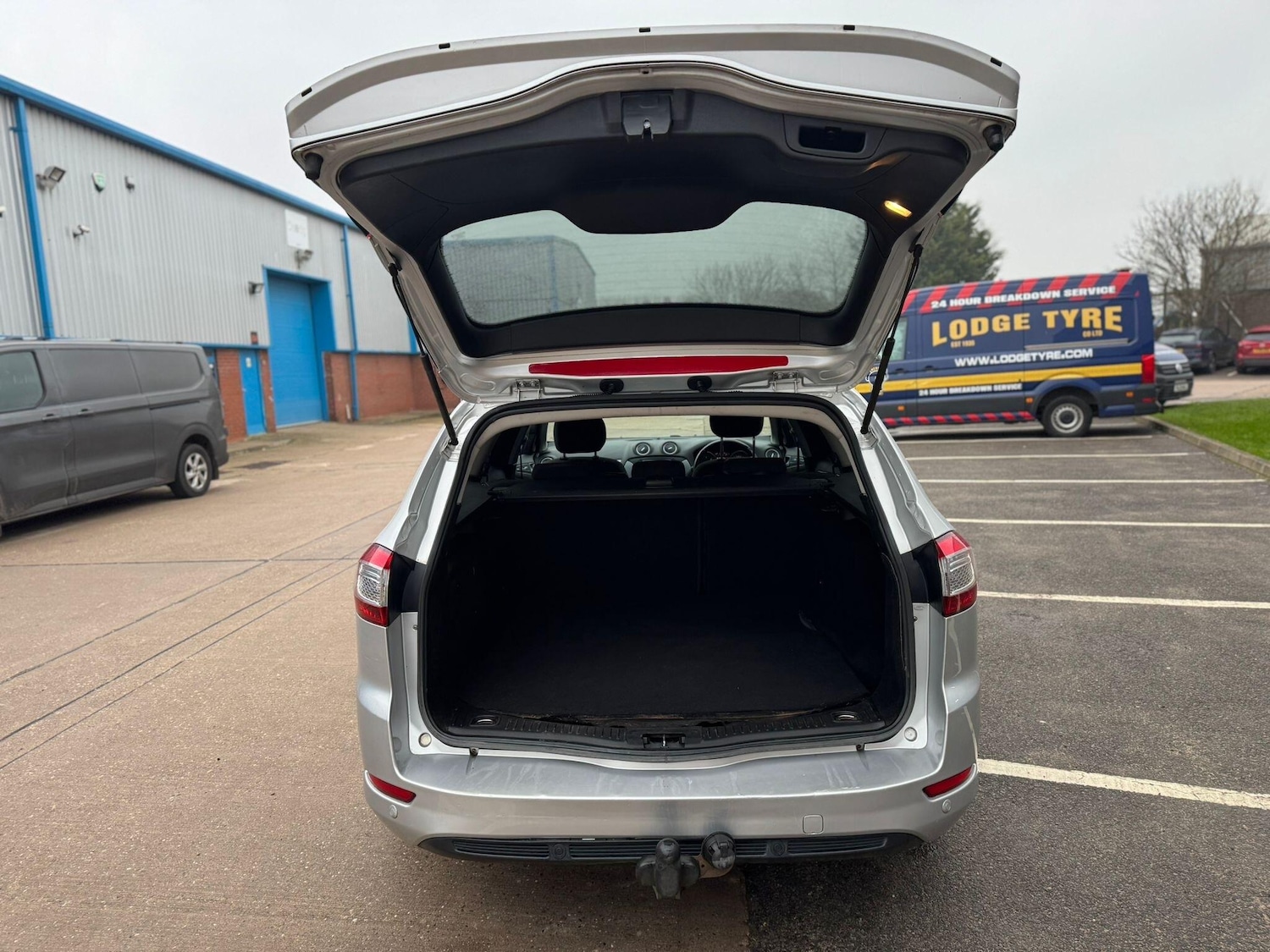 Used Ford Mondeo 2012 for sale - 77411843: Photo 27