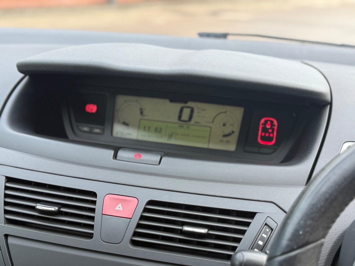 Used Citroen C4 Grand Picasso 2012 for sale - 77120007: Photo 28