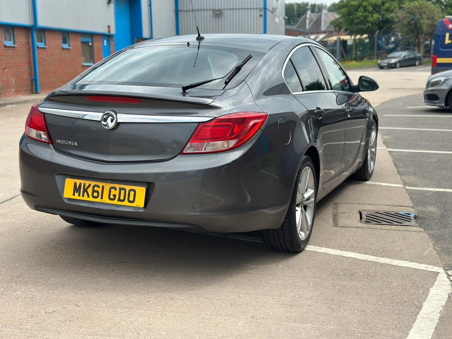 Used Vauxhall Insignia 2011 for sale - 76994408: Photo 10