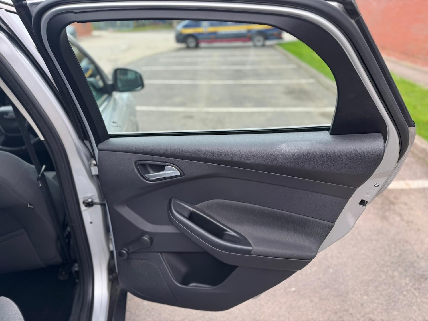 Used Ford Focus 2012 for sale - 76499559: Photo 18