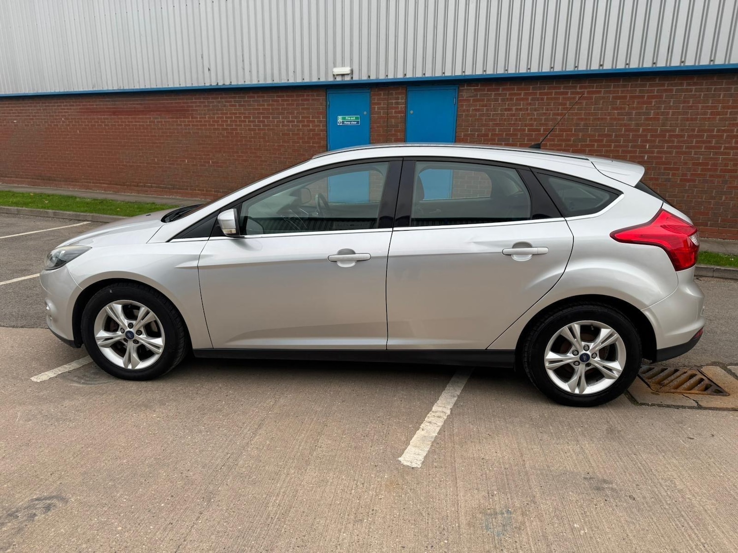 Used Ford Focus 2012 for sale - 76499559: Photo 4