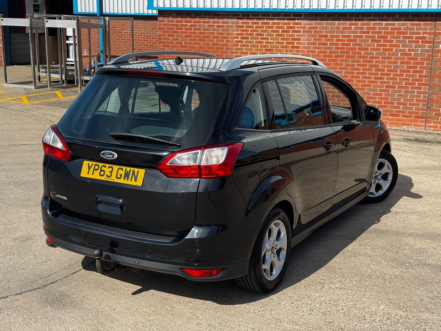 Used Ford Grand C-Max 2013 for sale - 78157442: Photo 16