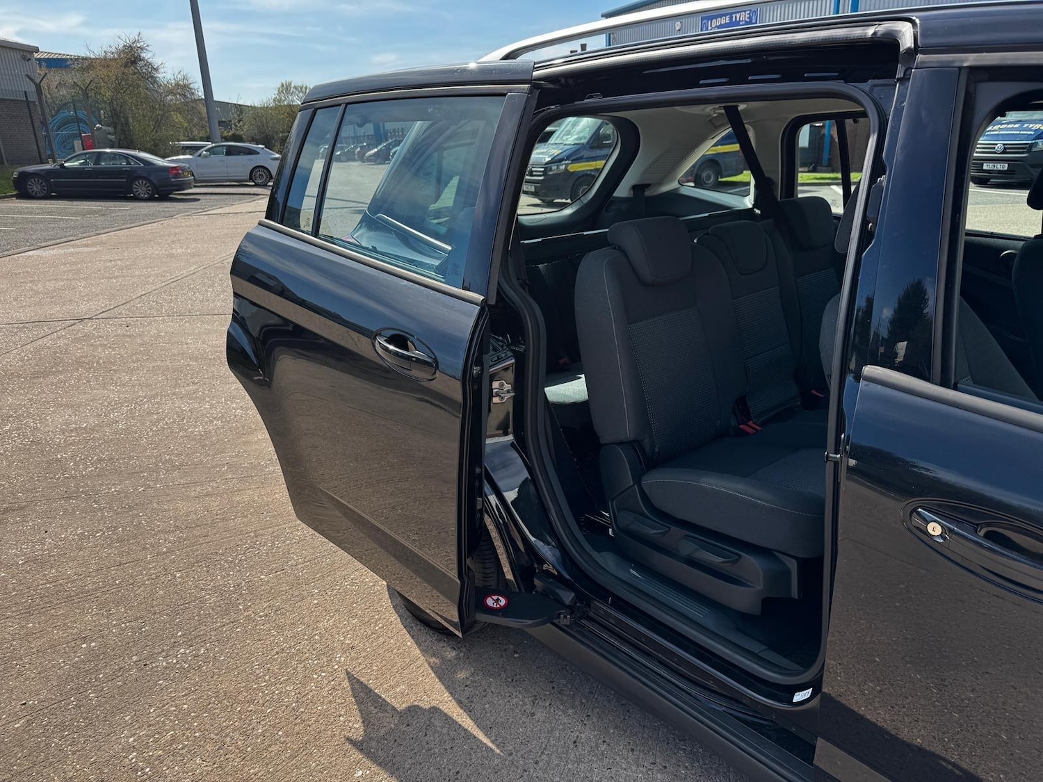 Used Ford Grand C-Max 2013 for sale - 78157442: Photo 30