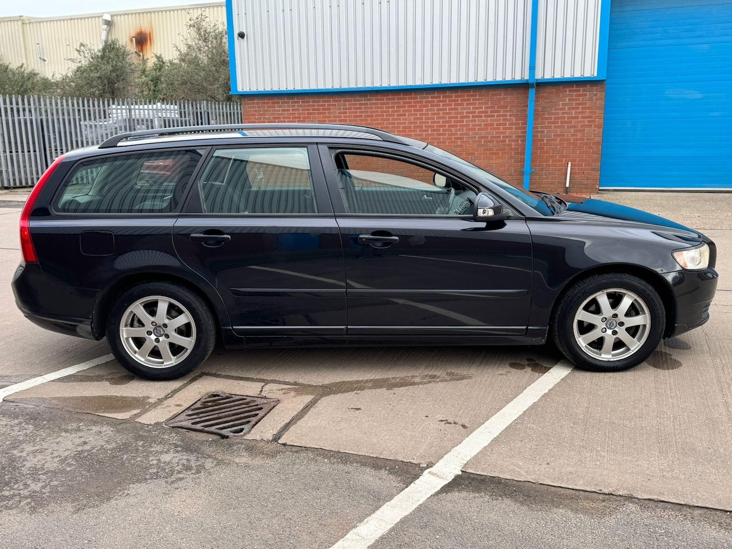 Used Volvo V50 for sale - 77958274: Photo 4