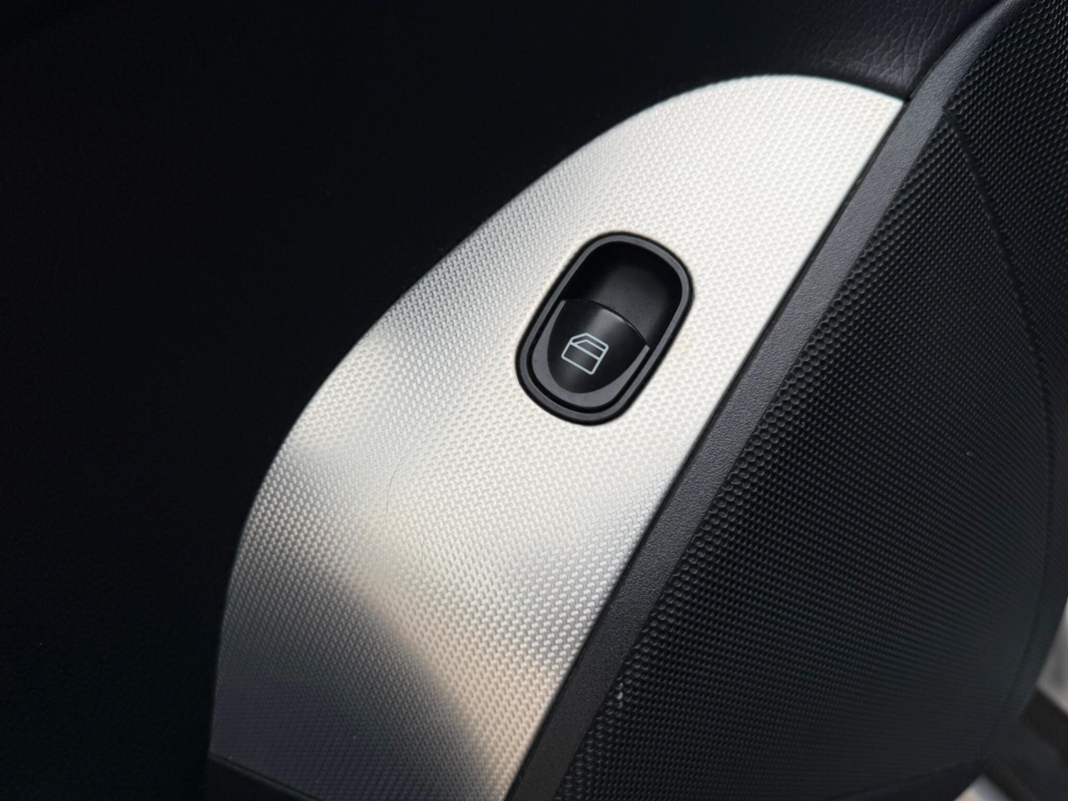 Used Mercedes-Benz CLK 2007 for sale - 77331037: Photo 29