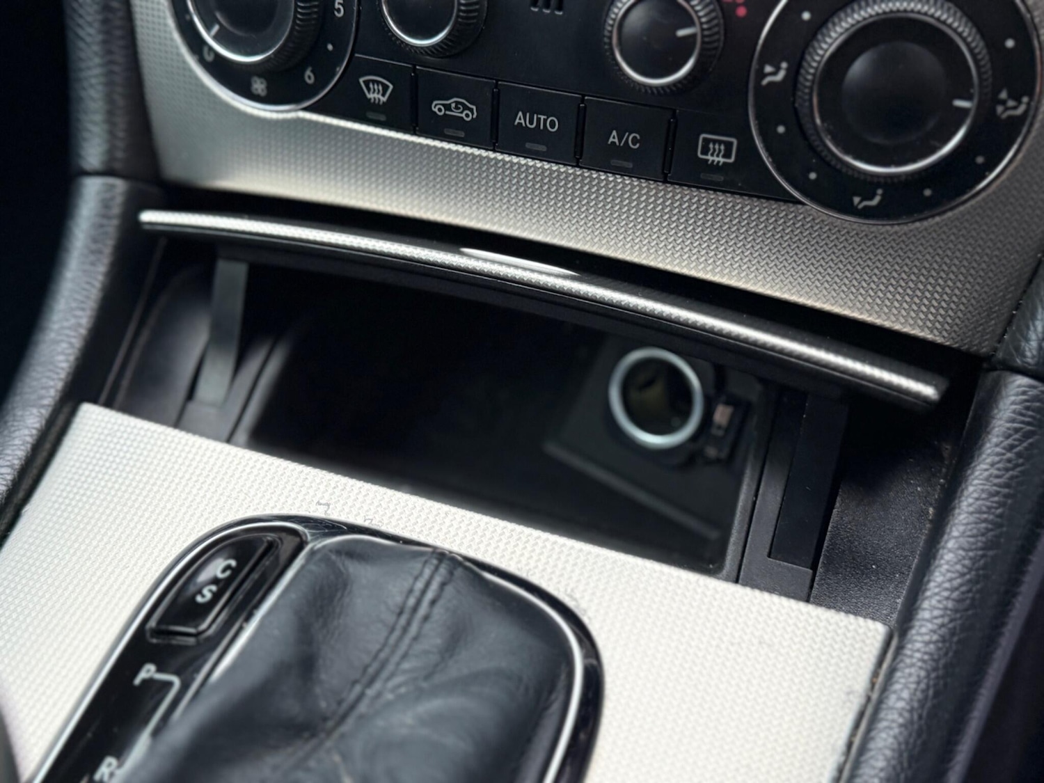 Used Mercedes-Benz CLK 2007 for sale - 77331037: Photo 37