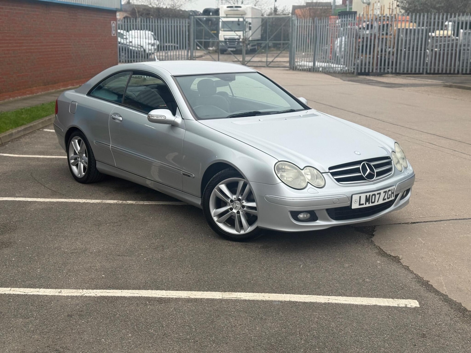 Used Mercedes-Benz CLK 2007 for sale - 77331037: Photo 7