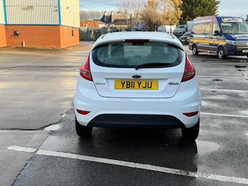 Used Ford Fiesta 2011 for sale - 76742703: Photo