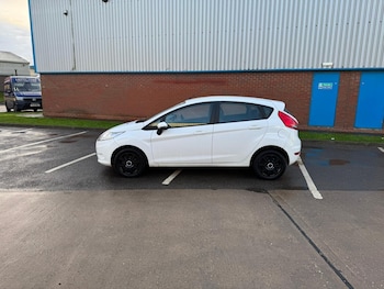 Used Ford Fiesta 2011 for sale - 76742703: Photo