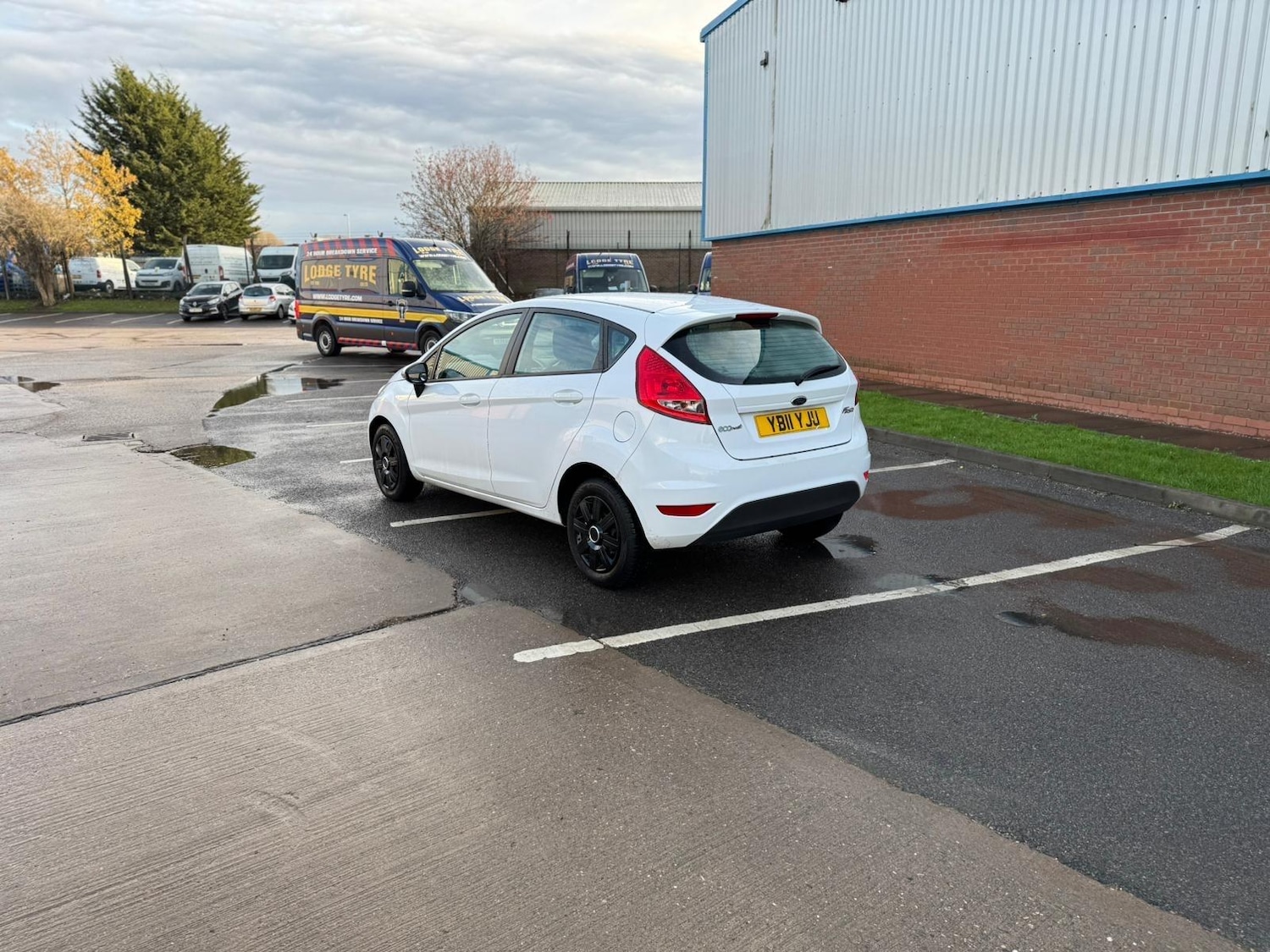 Used Ford Fiesta 2011 for sale - 76742703: Photo 9