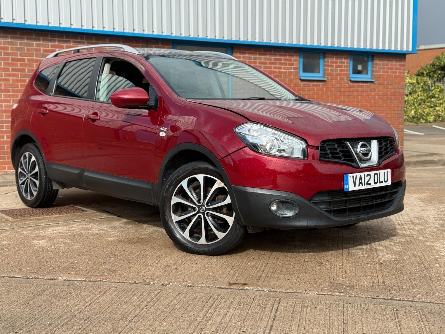 Used Nissan Qashqai+2 for sale - 78214586: Photo 2