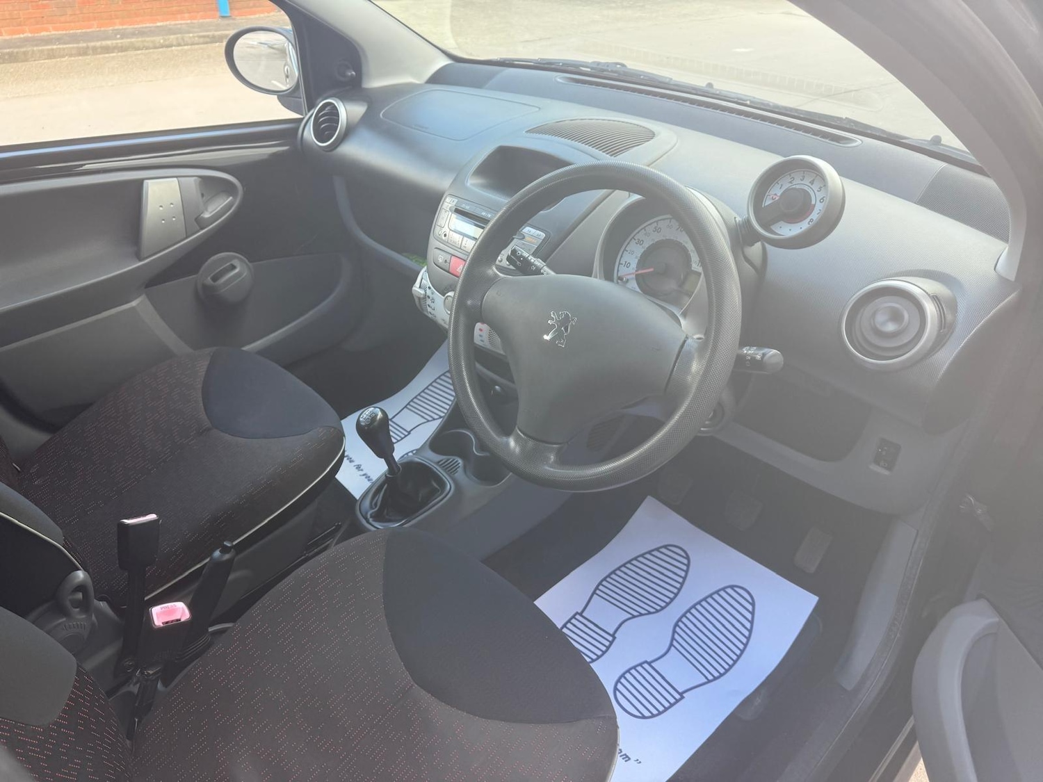 Used Peugeot 107 2009 for sale - 77202438: Photo 13