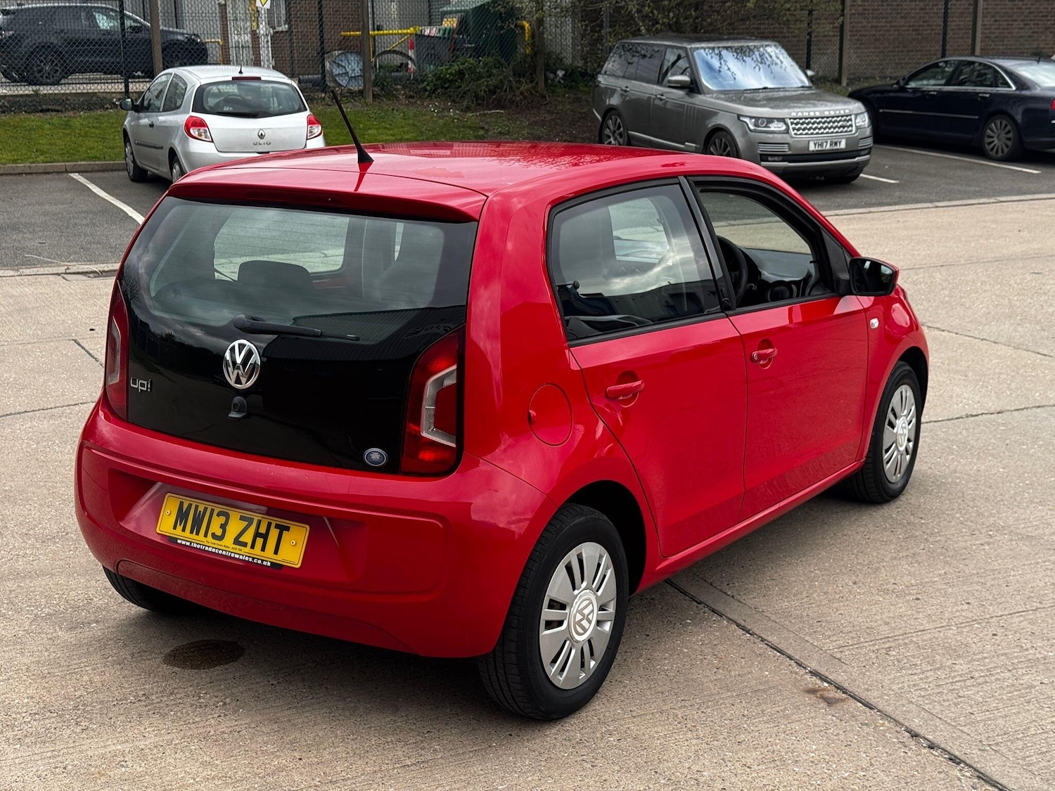 Used Volkswagen up! 2013 for sale - 78086696: Photo 11