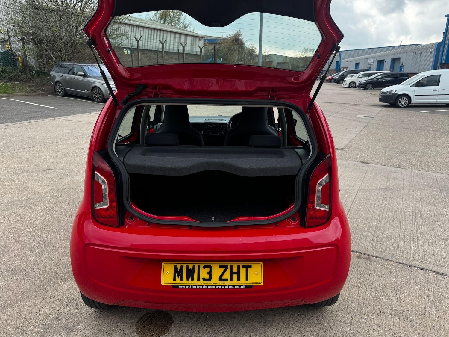 Used Volkswagen up! 2013 for sale - 78086696: Photo 21