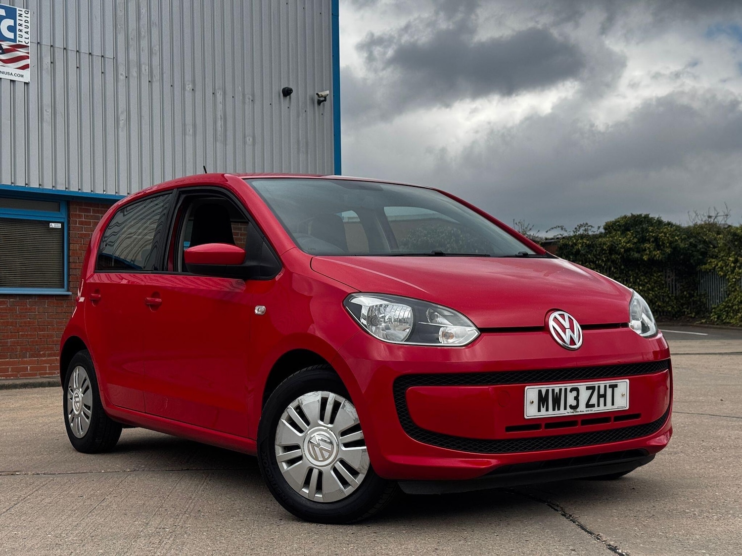 Used Volkswagen up! 2013 for sale - 78086696: Photo 9