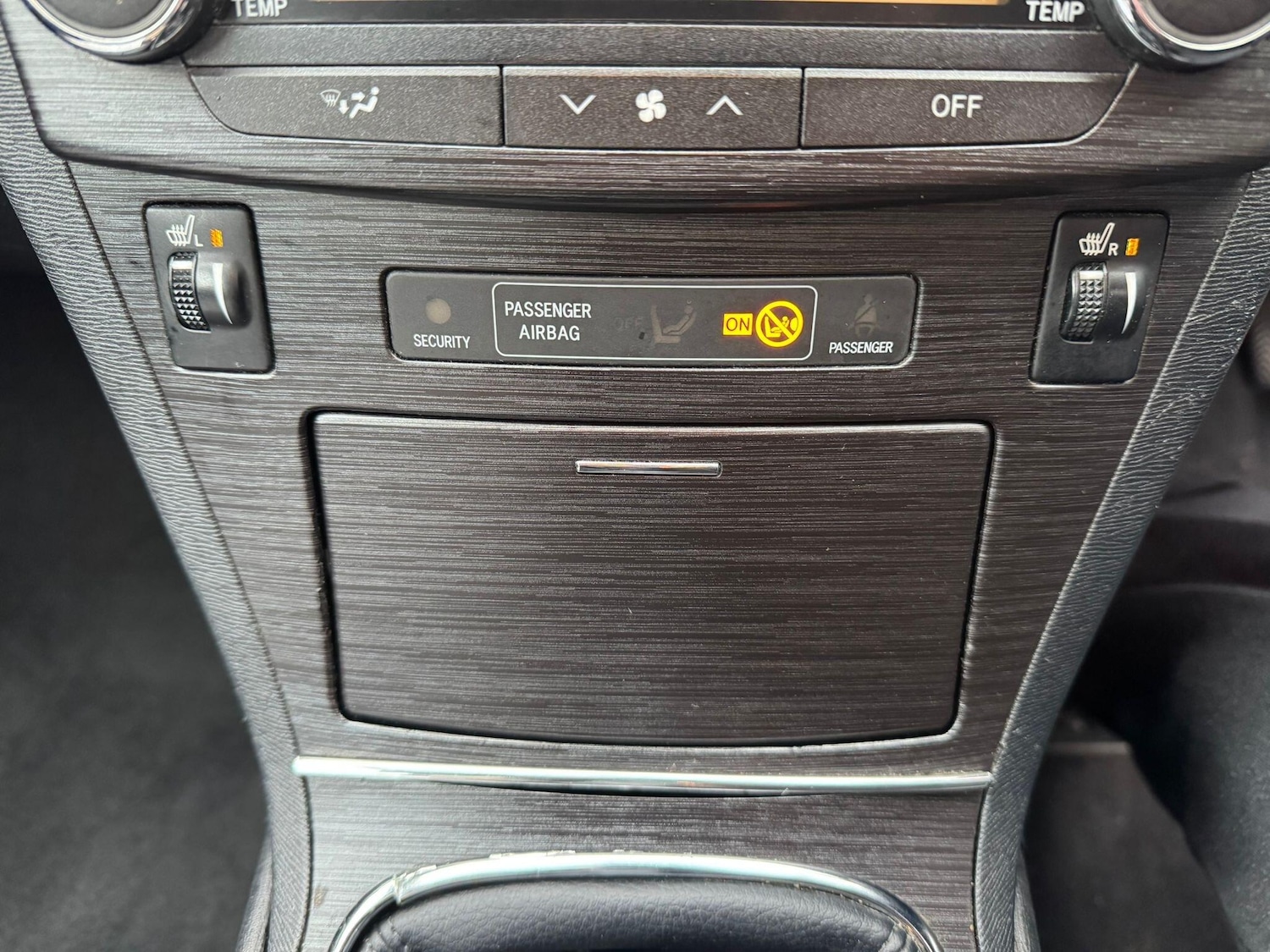 Used Toyota Avensis 2009 for sale - 77455250: Photo 21