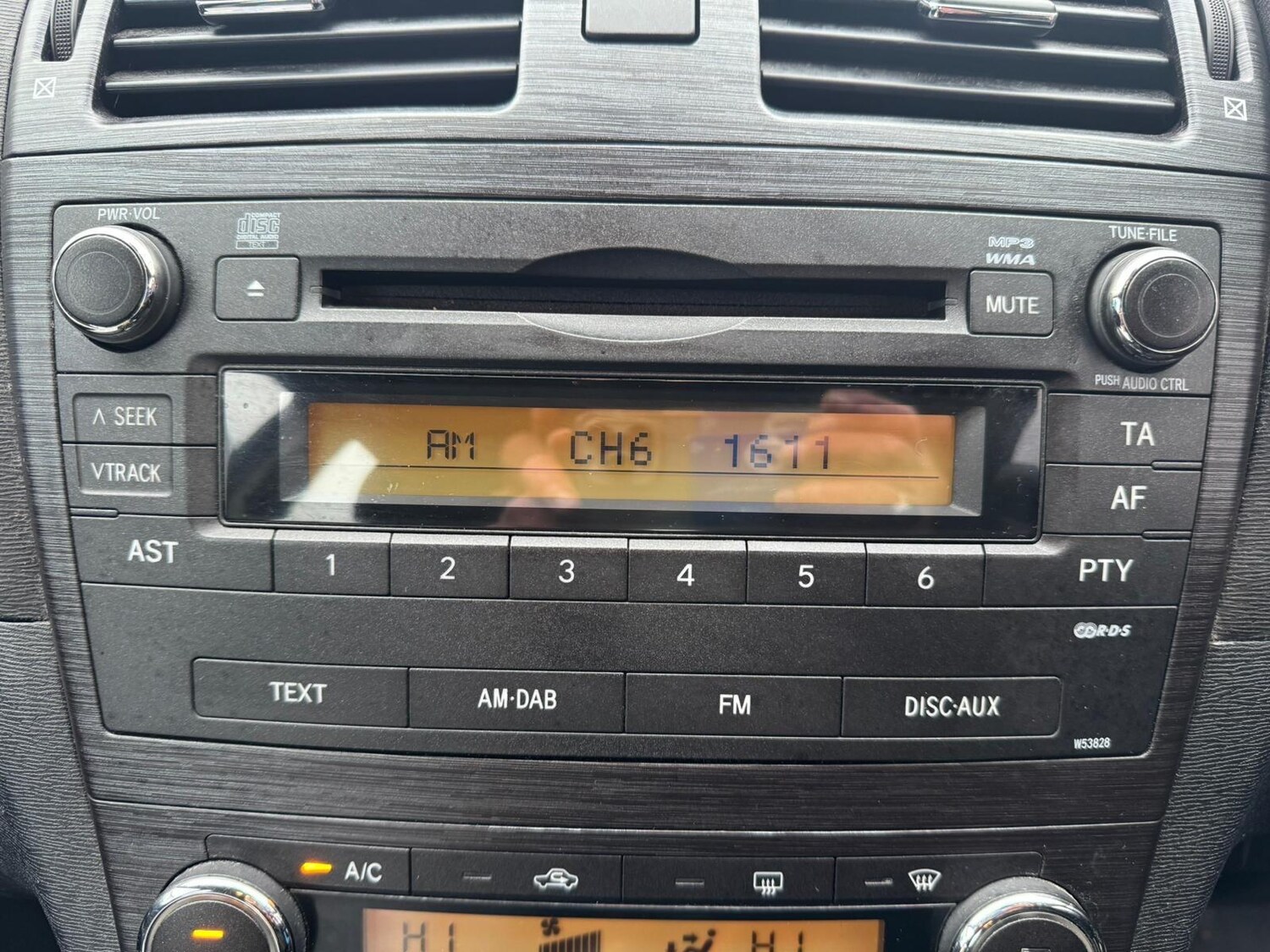 Used Toyota Avensis 2009 for sale - 77455250: Photo 22