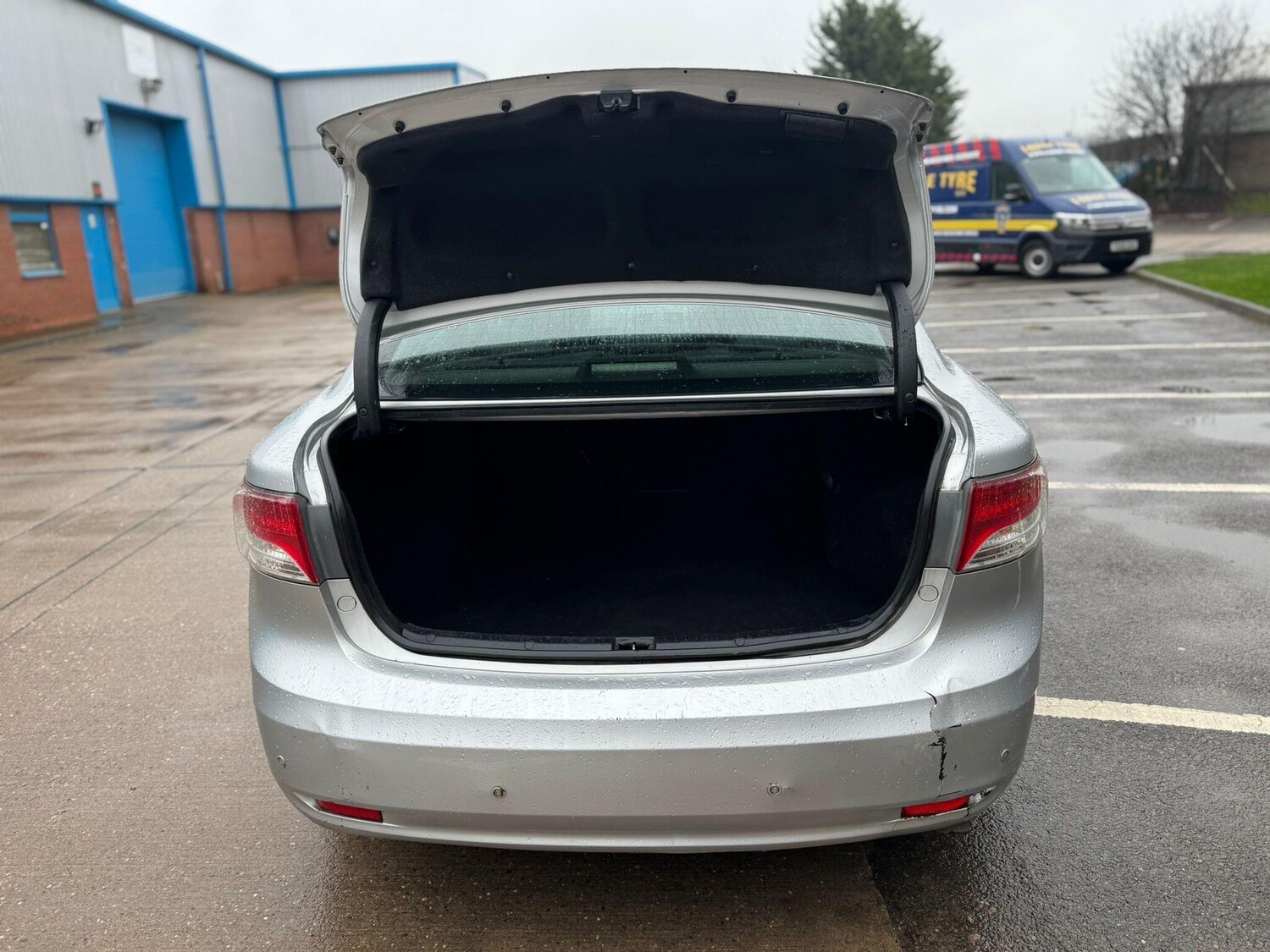 Used Toyota Avensis 2009 for sale - 77455250: Photo 29