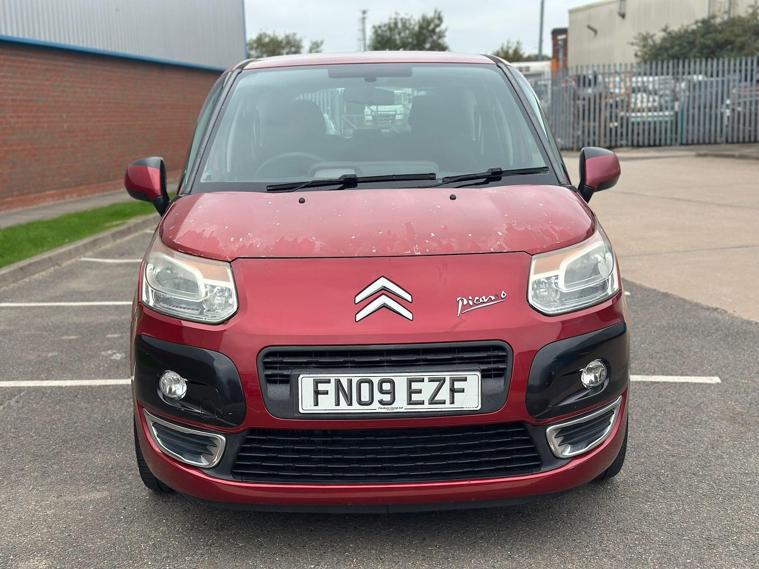 Used Citroen C3 Picasso 2009 for sale - 76251423: Photo 1