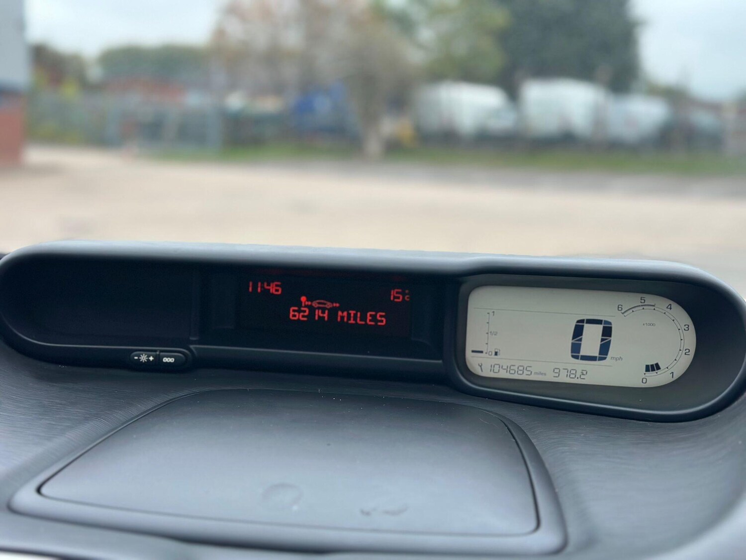 Used Citroen C3 Picasso 2009 for sale - 76251423: Photo 13