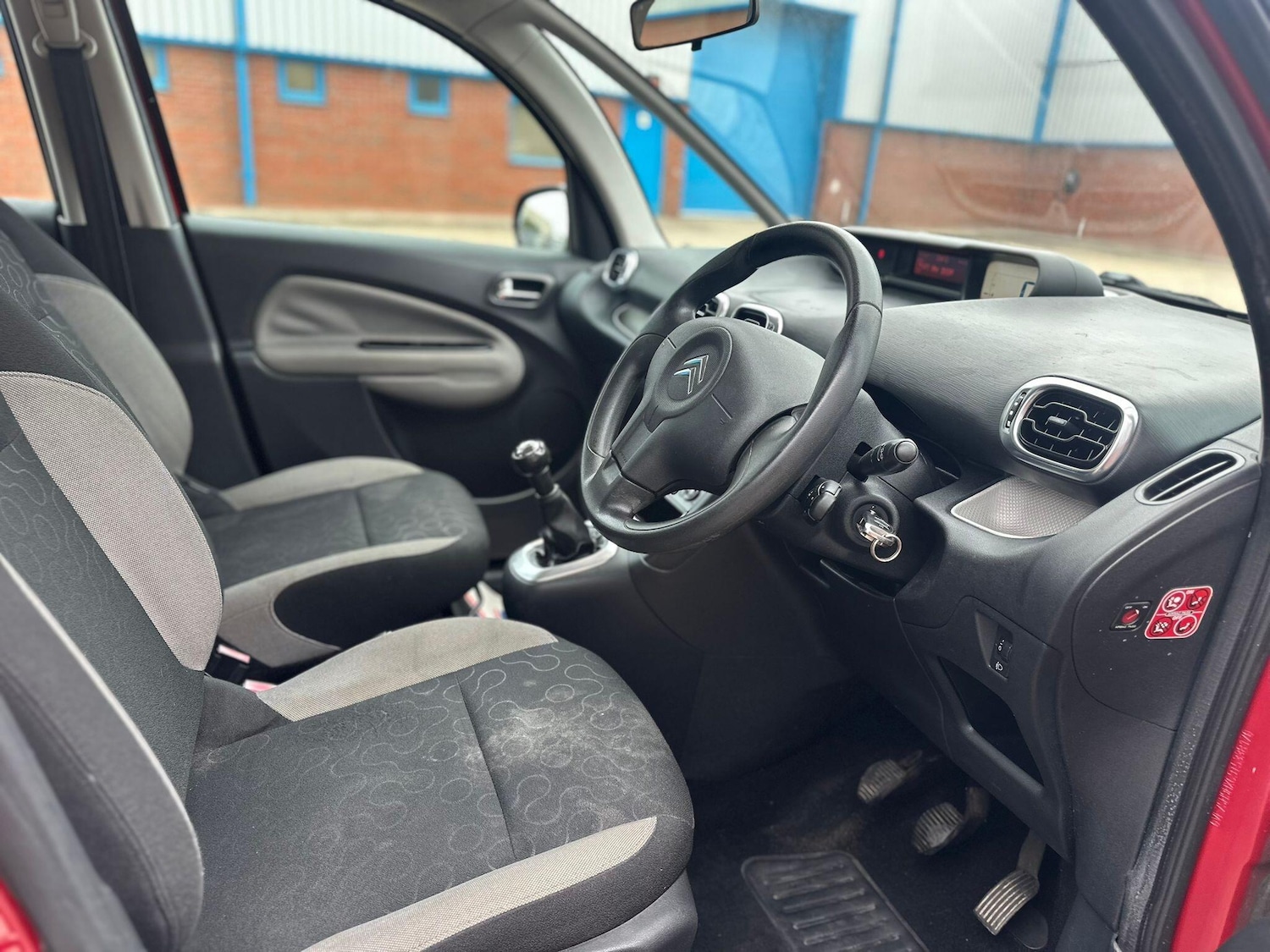 Used Citroen C3 Picasso 2009 for sale - 76251423: Photo 14