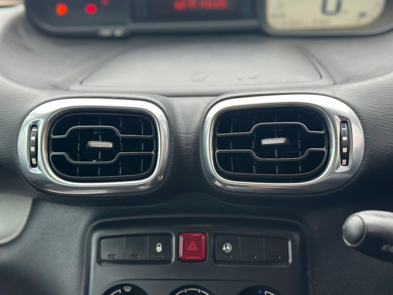 Used Citroen C3 Picasso 2009 for sale - 76251423: Photo 16