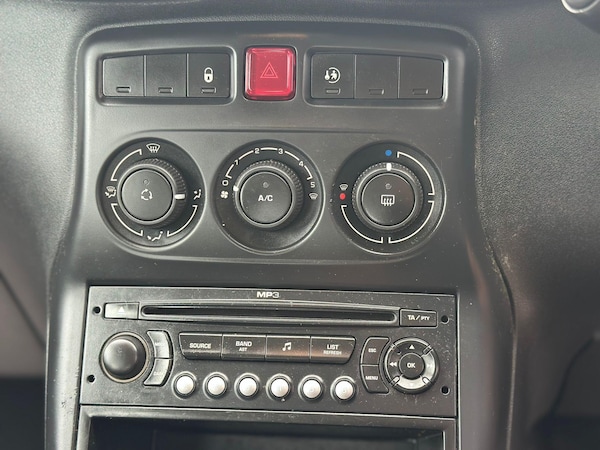 Used Citroen C3 Picasso 2009 for sale - 76251423: Photo 17