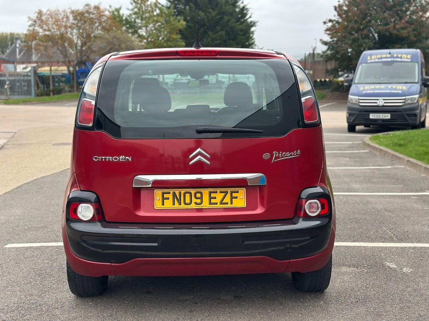 Used Citroen C3 Picasso 2009 for sale - 76251423: Photo 2
