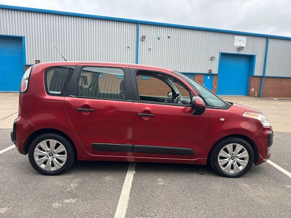 Used Citroen C3 Picasso 2009 for sale - 76251423: Photo 4