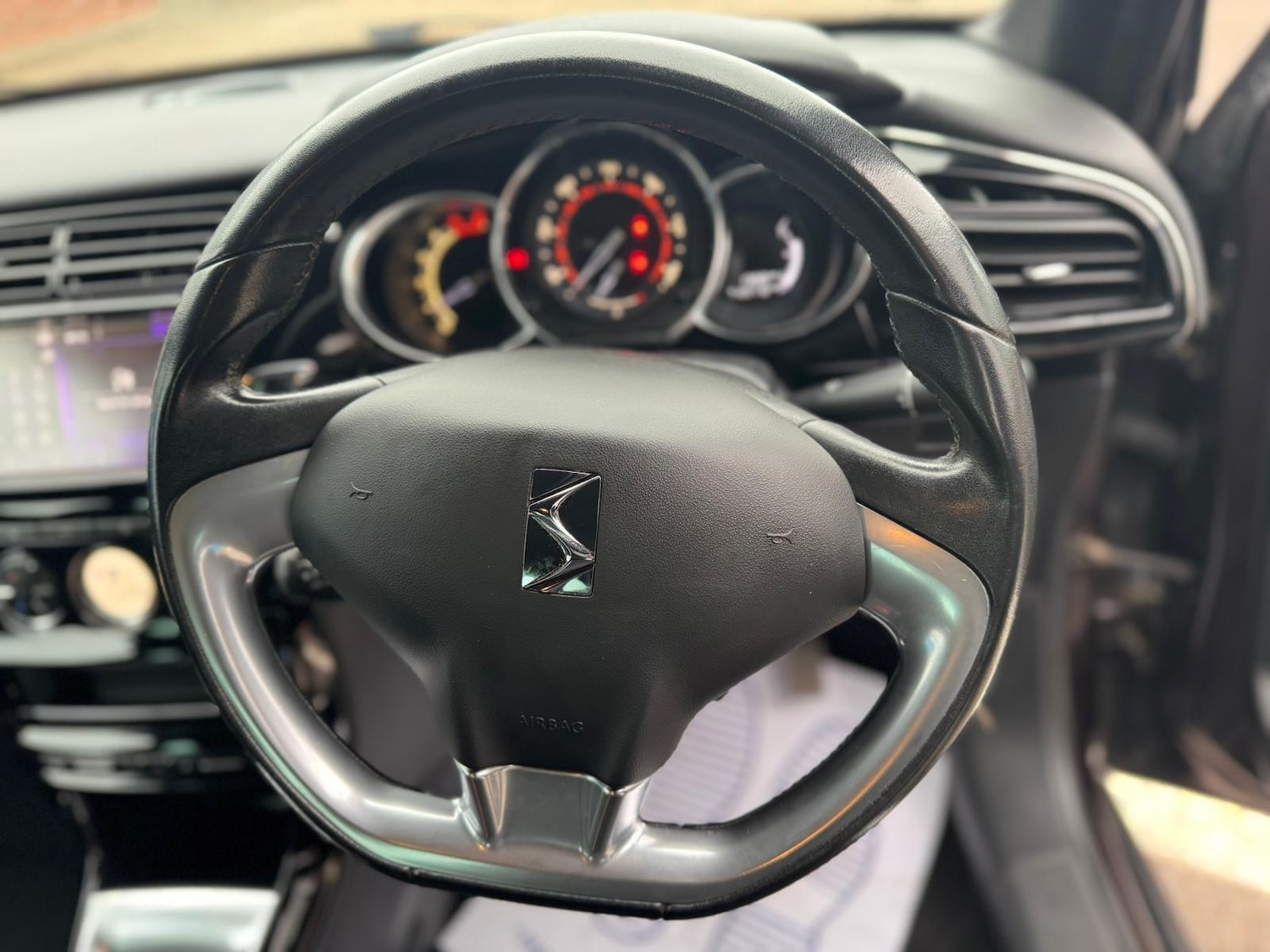 Used DS Automobiles DS 3 2015 for sale - 77853073: Photo 18