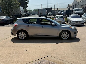 Used Mazda Mazda3 2011 for sale - 78728646: Photo