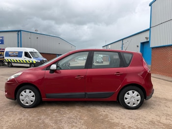 Used Renault Scenic 2011 for sale - 78572884: Photo