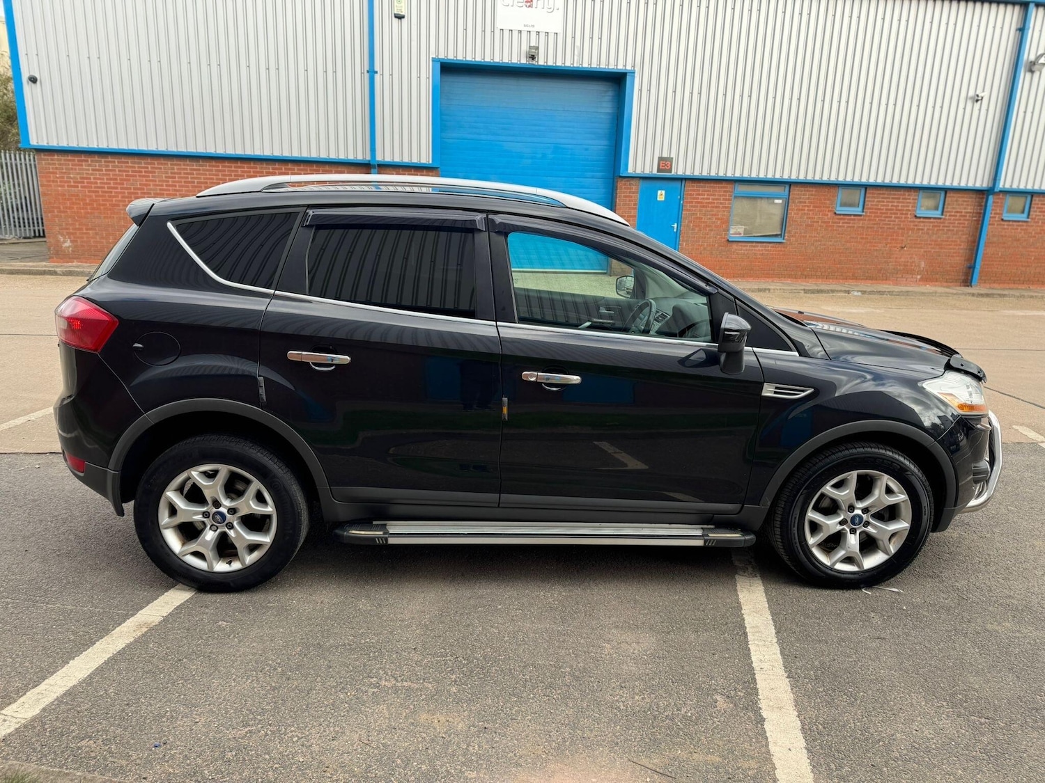 Used Ford Kuga 2012 for sale - 76371021: Photo 3