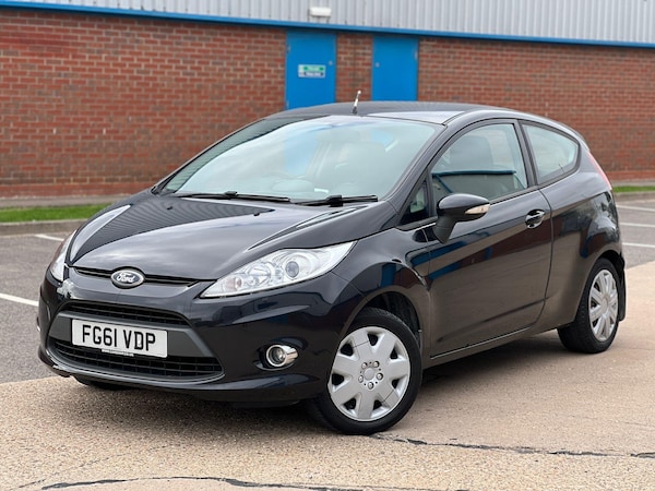 Used Ford Fiesta 2011 for sale - 76214178: Photo 12