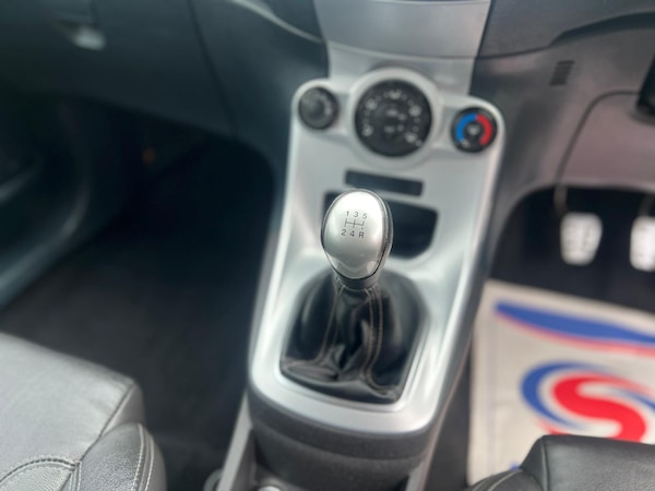 Used Ford Fiesta 2011 for sale - 76214178: Photo 19