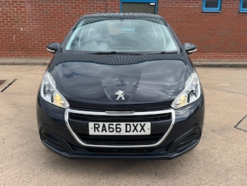 Used Peugeot 208 2017 for sale - 78822362: Photo