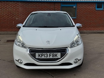 Used Peugeot 208 2013 for sale - 78128207: Photo