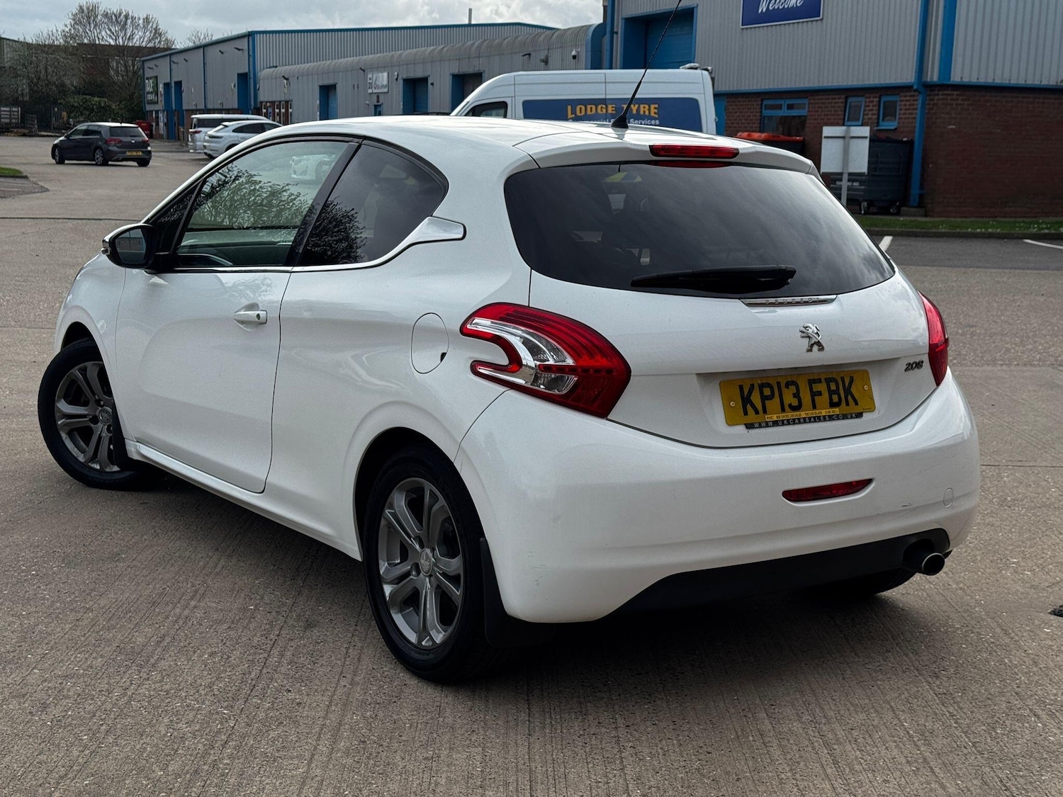 Used Peugeot 208 for sale - 78128207: Photo 8
