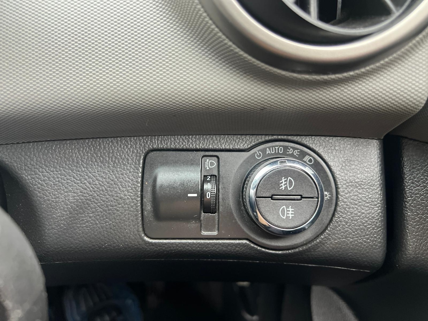 Used Chevrolet Aveo 2013 for sale - 76607774: Photo 22